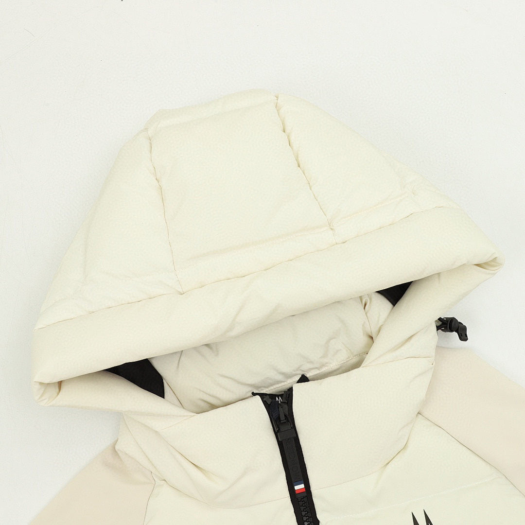 Moncler Contrast-Sleeve Hooded Down Jacket - Ivory - detail 3