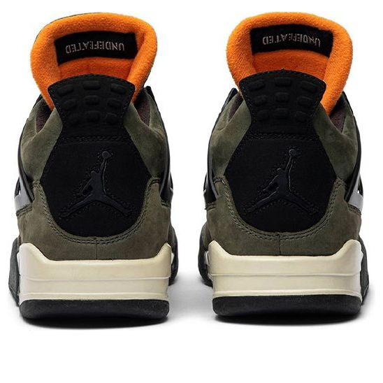 Undefeated x Air Jordan 4 Retro SP 2025 Sneakers