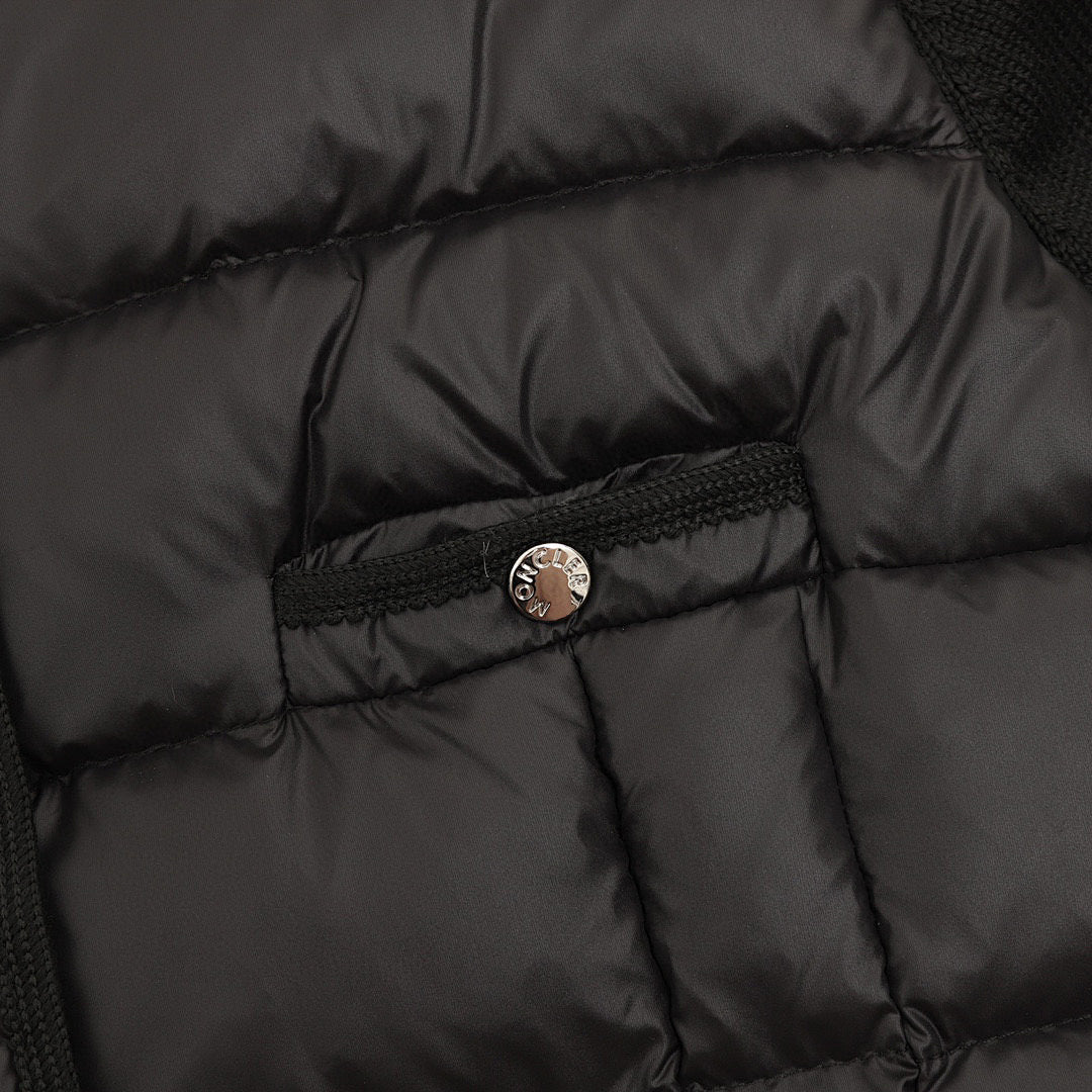Moncler Quilted-Front Button Cardigan - Black - detail 2