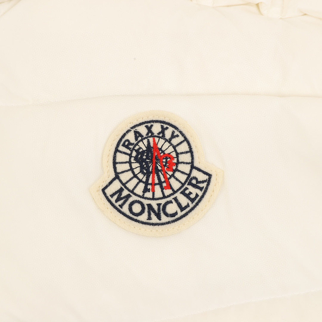 Moncler Raxxy 3D-Quilted Down Jacket - Ivory - detail 2