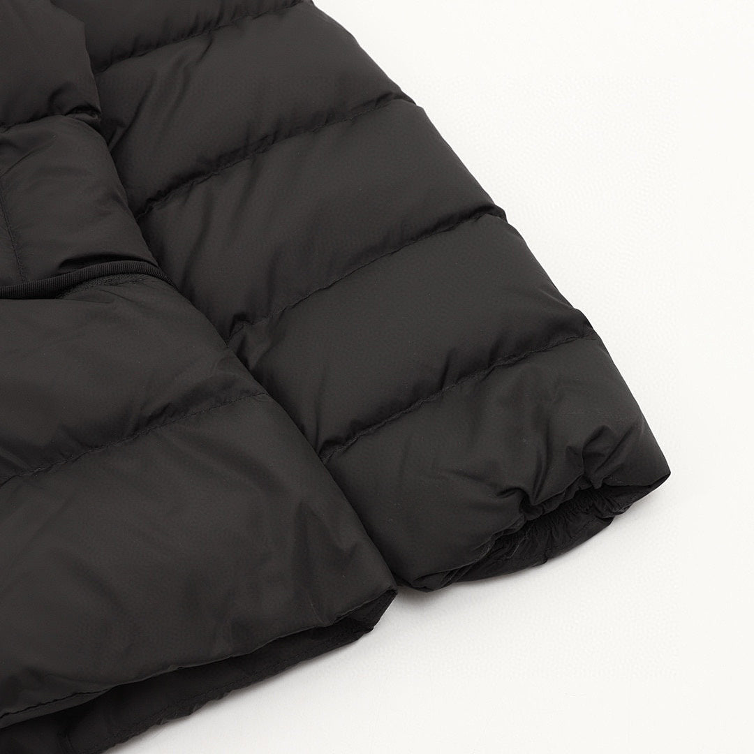 Moncler Avoce Women's Fitted Hooded Down Jacket - Black - detail 2