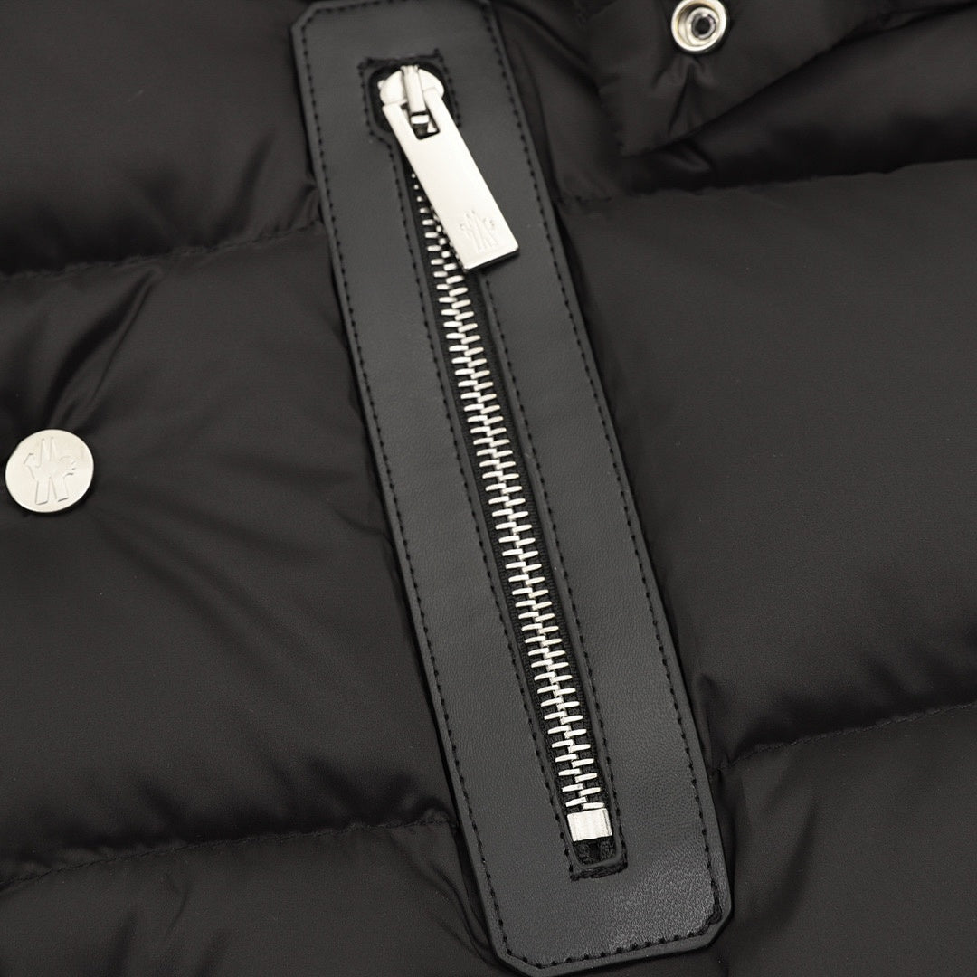 Moncler Drawstring Hooded Down Jacket - Black - detail 2