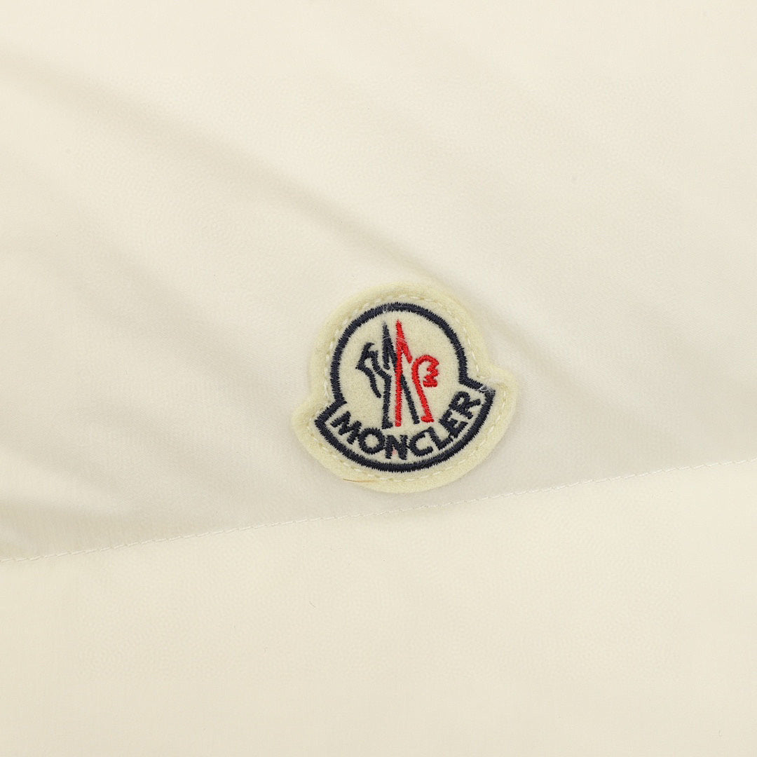 Moncler Selle Cropped Drawstring Down Jacket - Ivory - detail 2