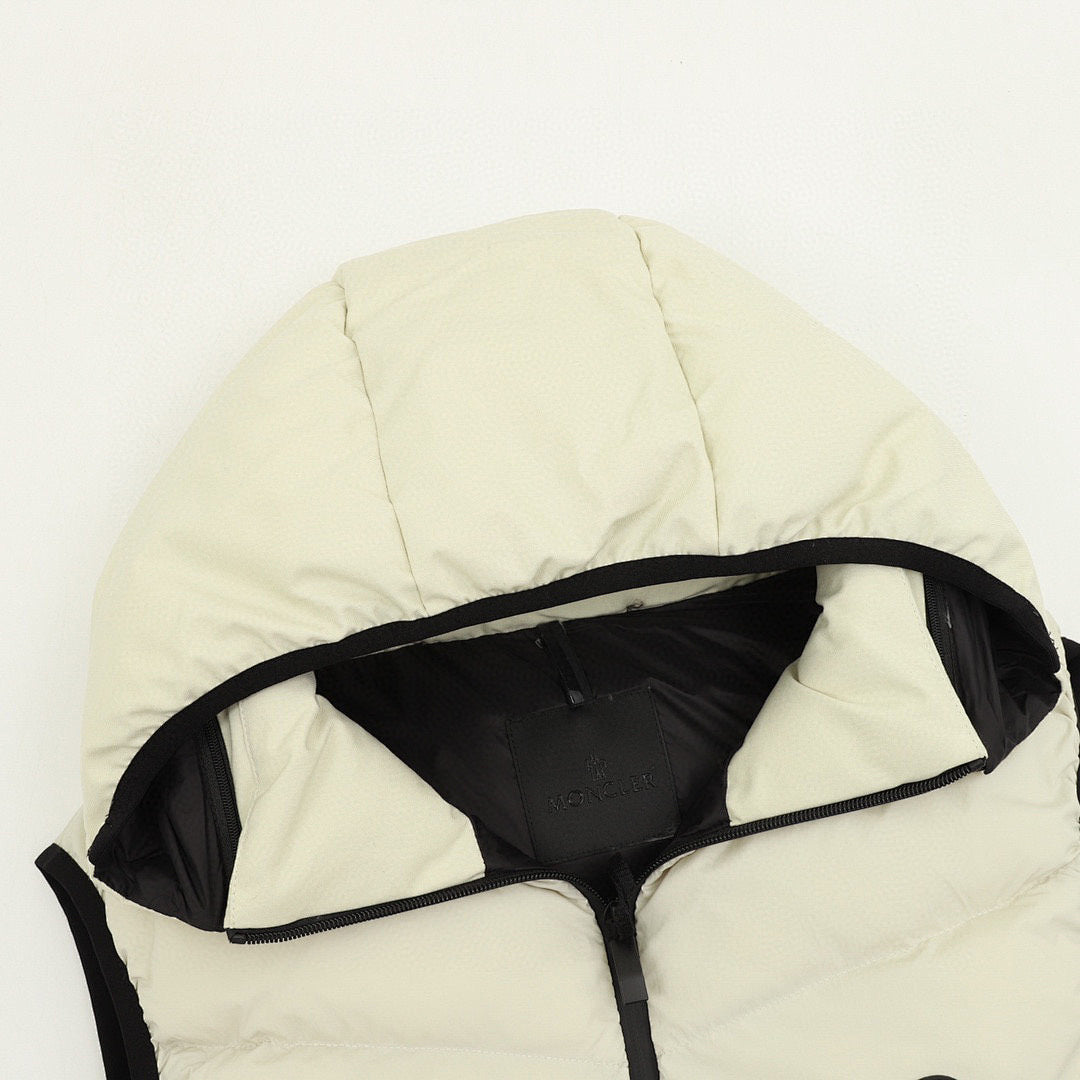 Moncler Black-Badge Hooded Down Vest - Ivory - detail 1