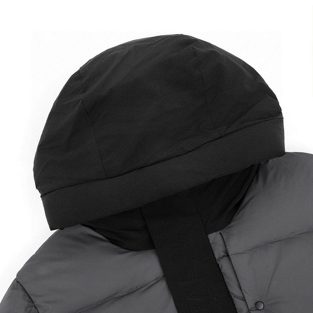 Moncler Embossed-Placket Hooded Down Jacket - Gray - detail 1